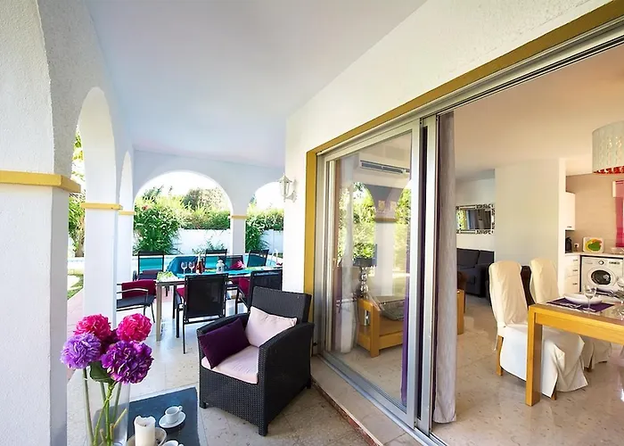 Linda Vista Villa *